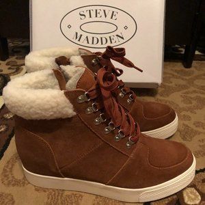 BRAND NEW Steve Madden Wedge Sneaker